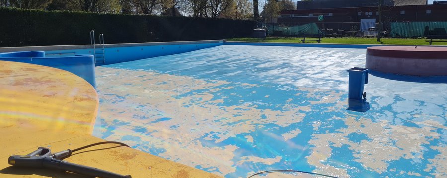 3. Buitenbad schoonmaak 2026