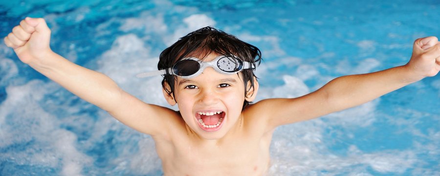 IDB - Depositphotos_8843623_ds nw 1 juichende jongen - content 1920x1080.jpg